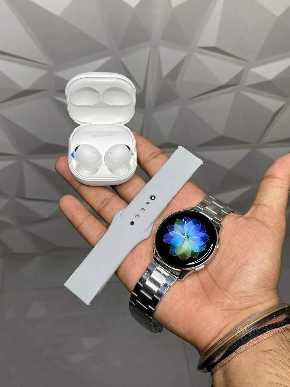 Active 2 Smartwatch and Buds2 Pro Earbuds Combo Pack (  25% OFF only prepaid order  )